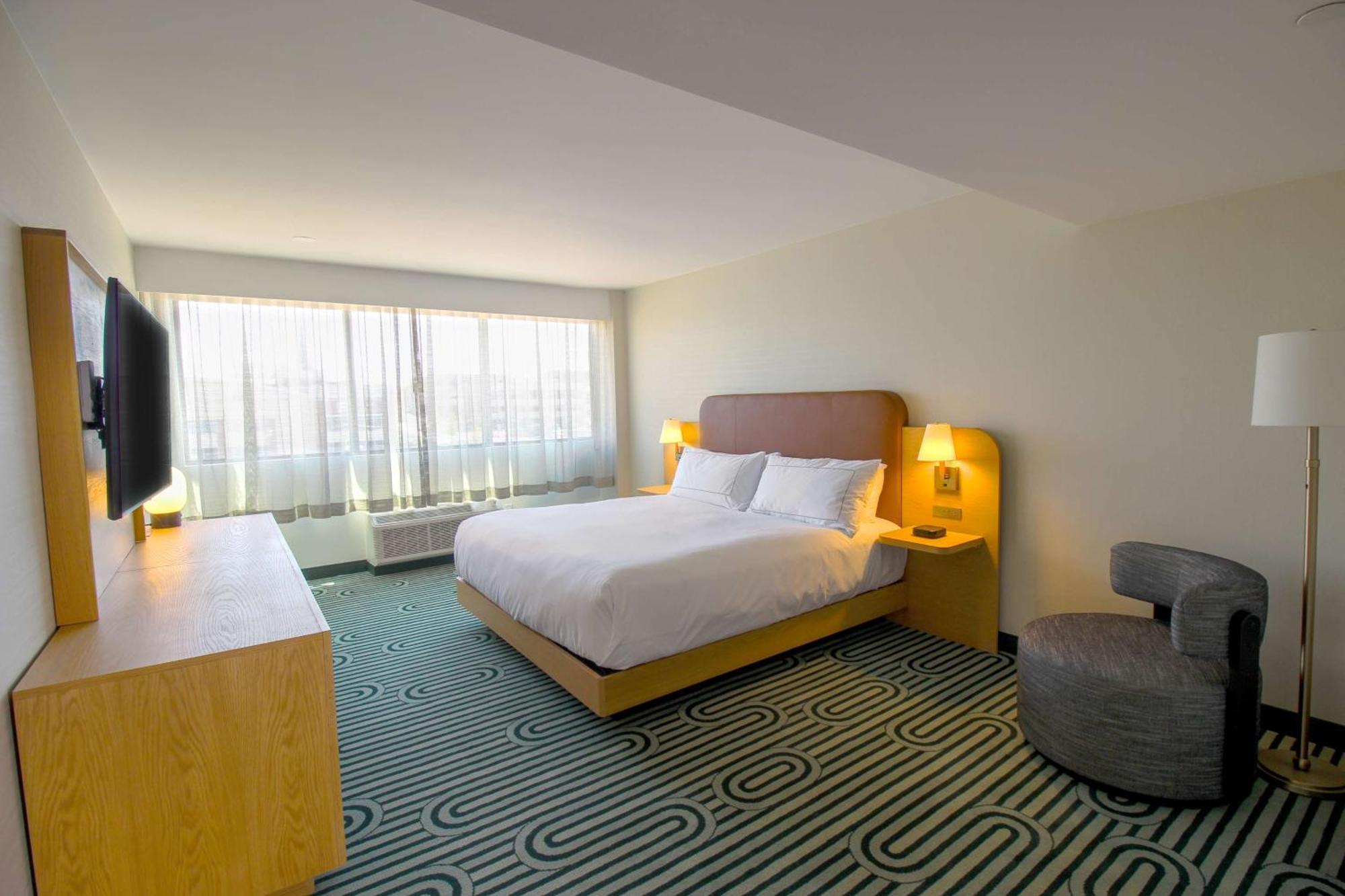 King Room,1623657332:JPEG